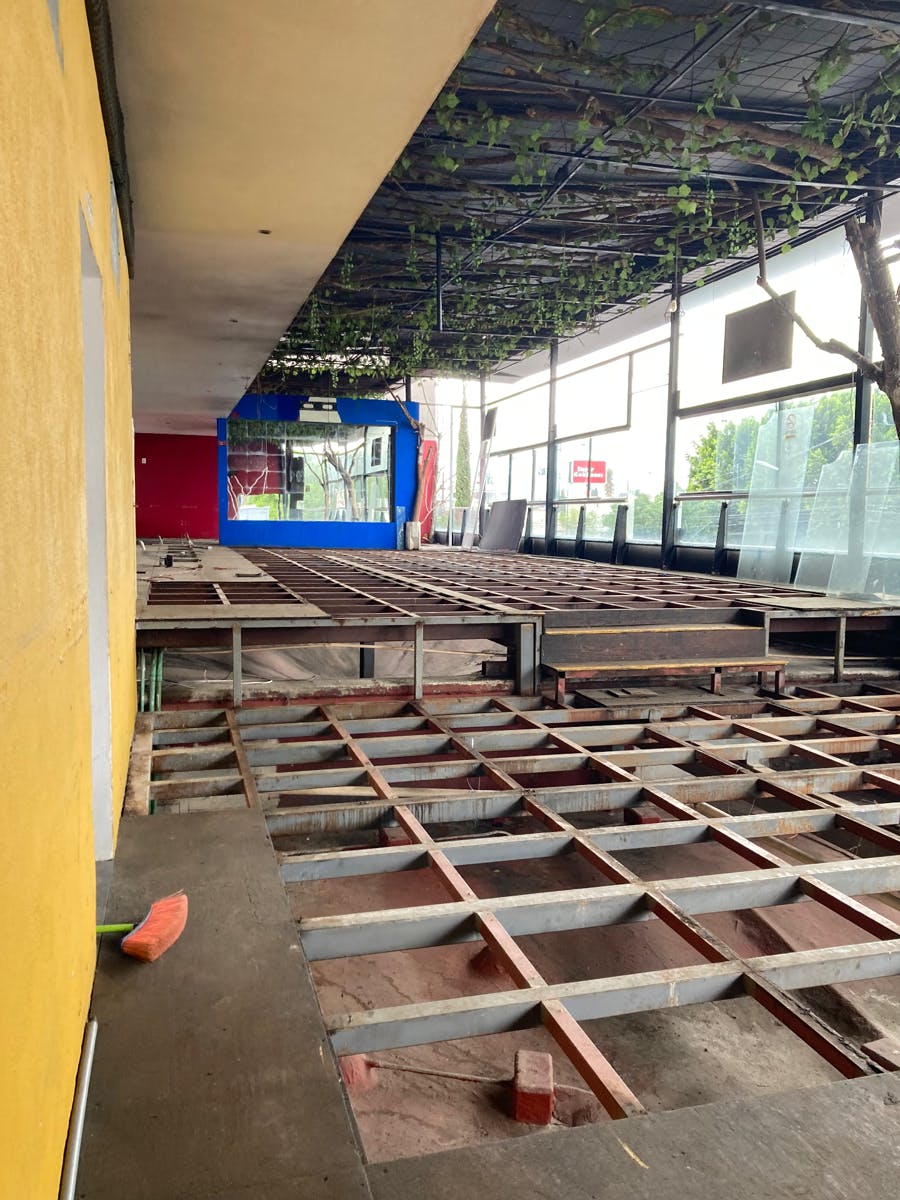 Local Comercial Spot2