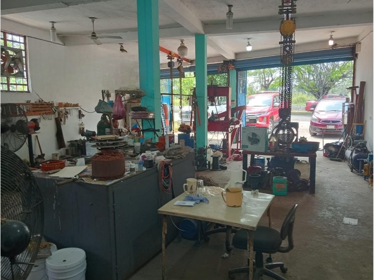 Local Comercial Spot2