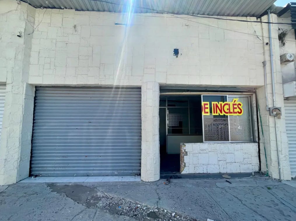 Local Comercial Spot2