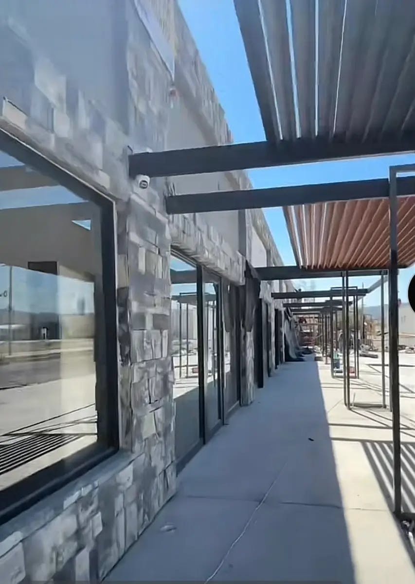 Local Comercial Spot2