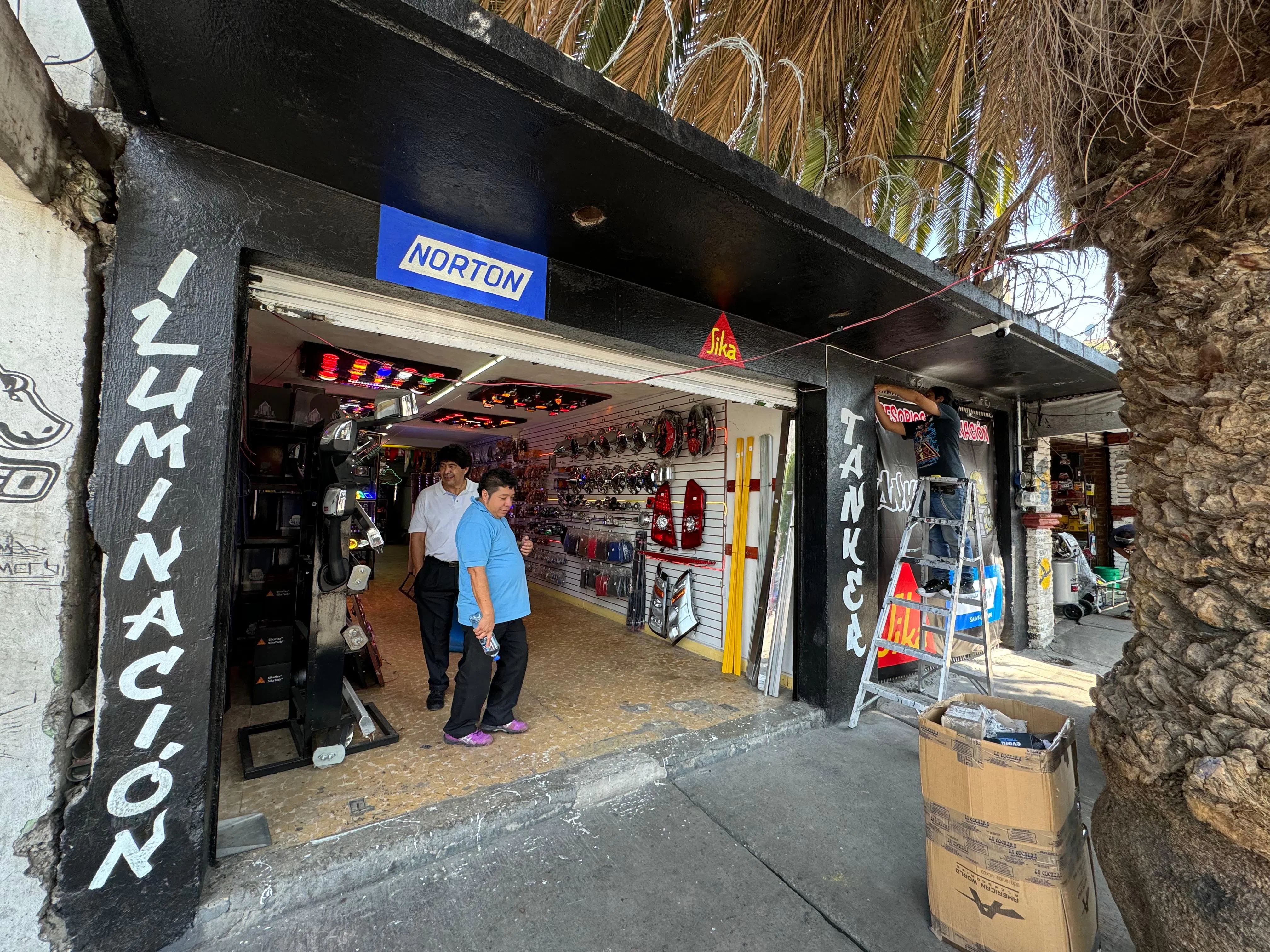 Local Comercial Spot2