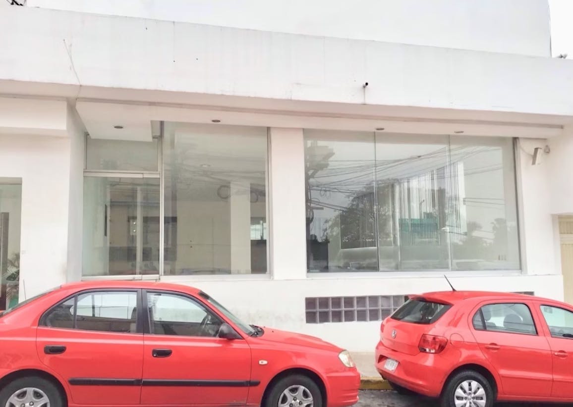 Local Comercial Spot2