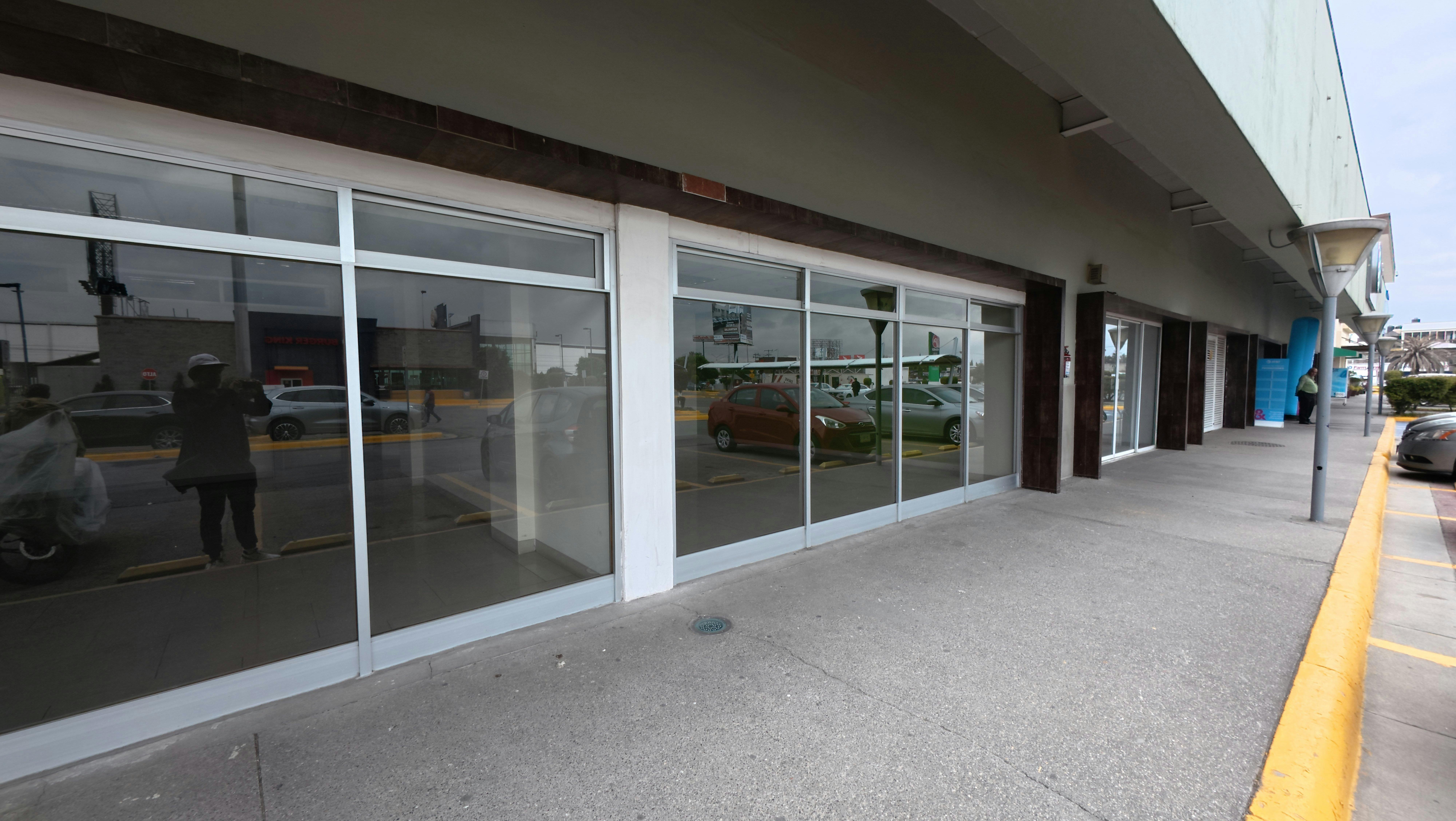 Local Comercial Spot2