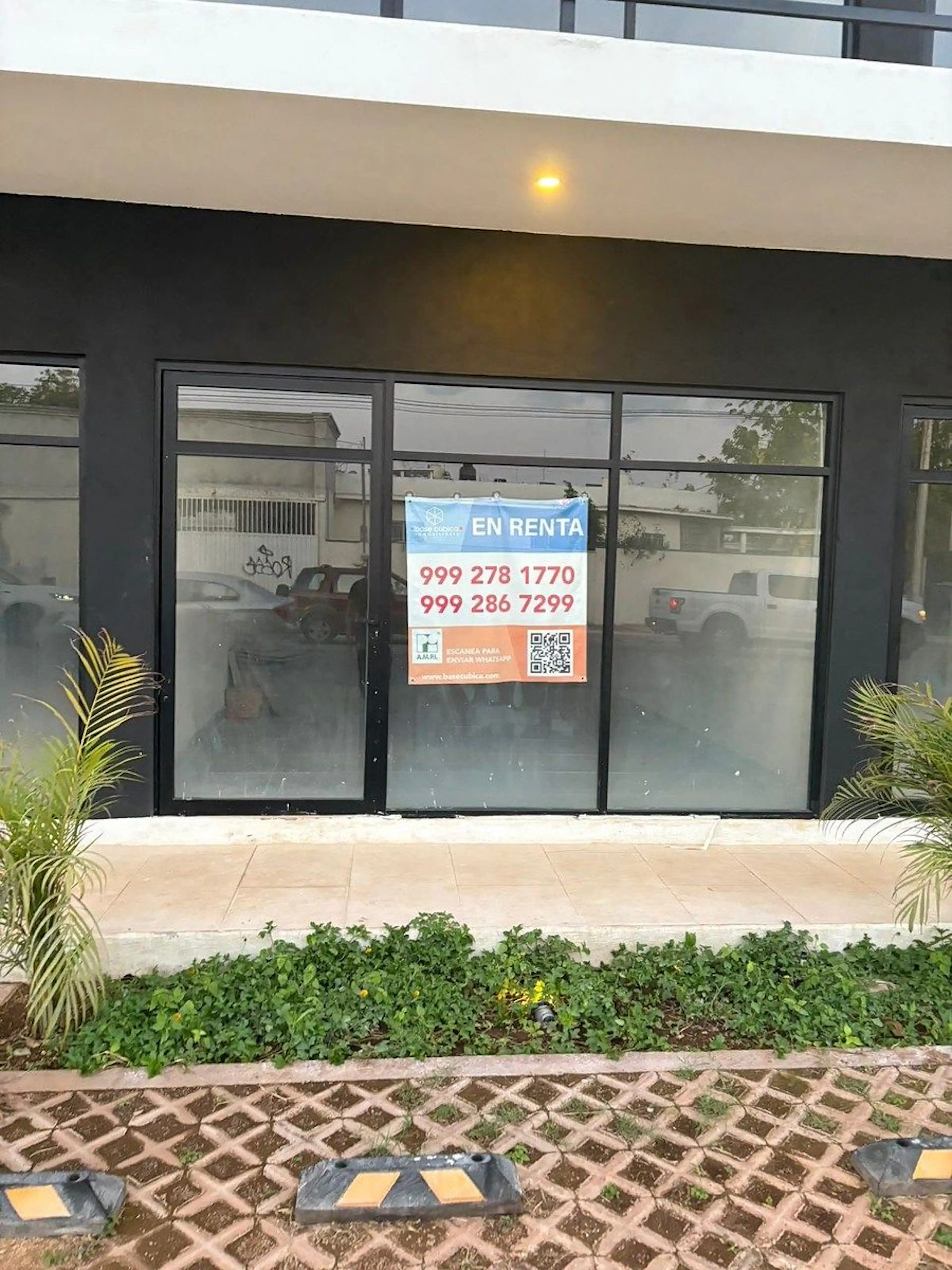 Renta Local En Plaza Planta Baja