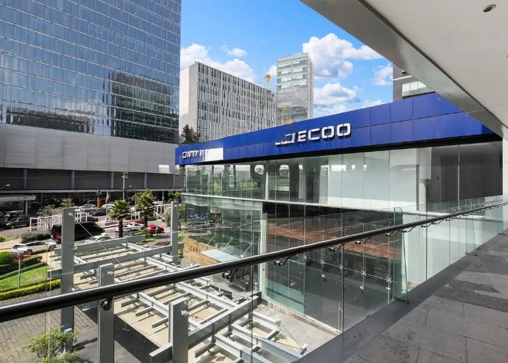 Local Comercial Spot2