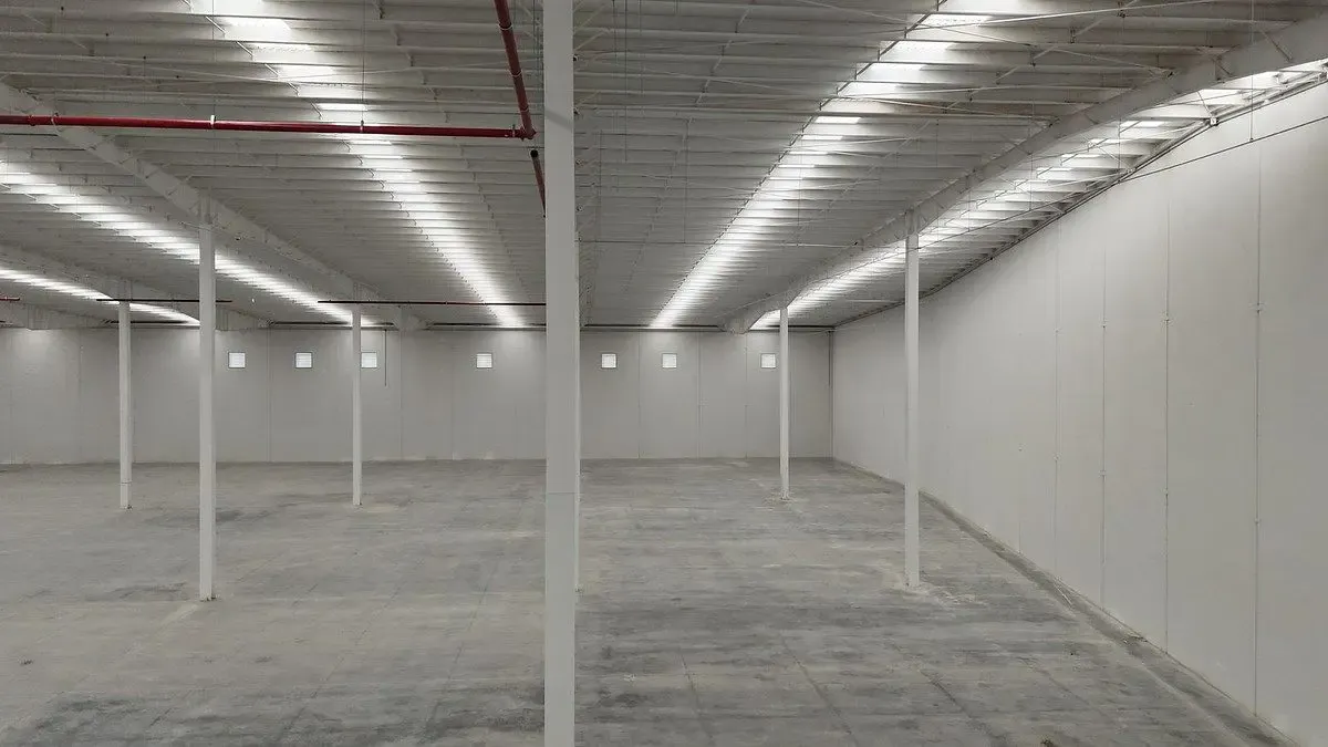 Industrial Spot2