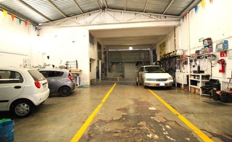 Local Comercial Spot2