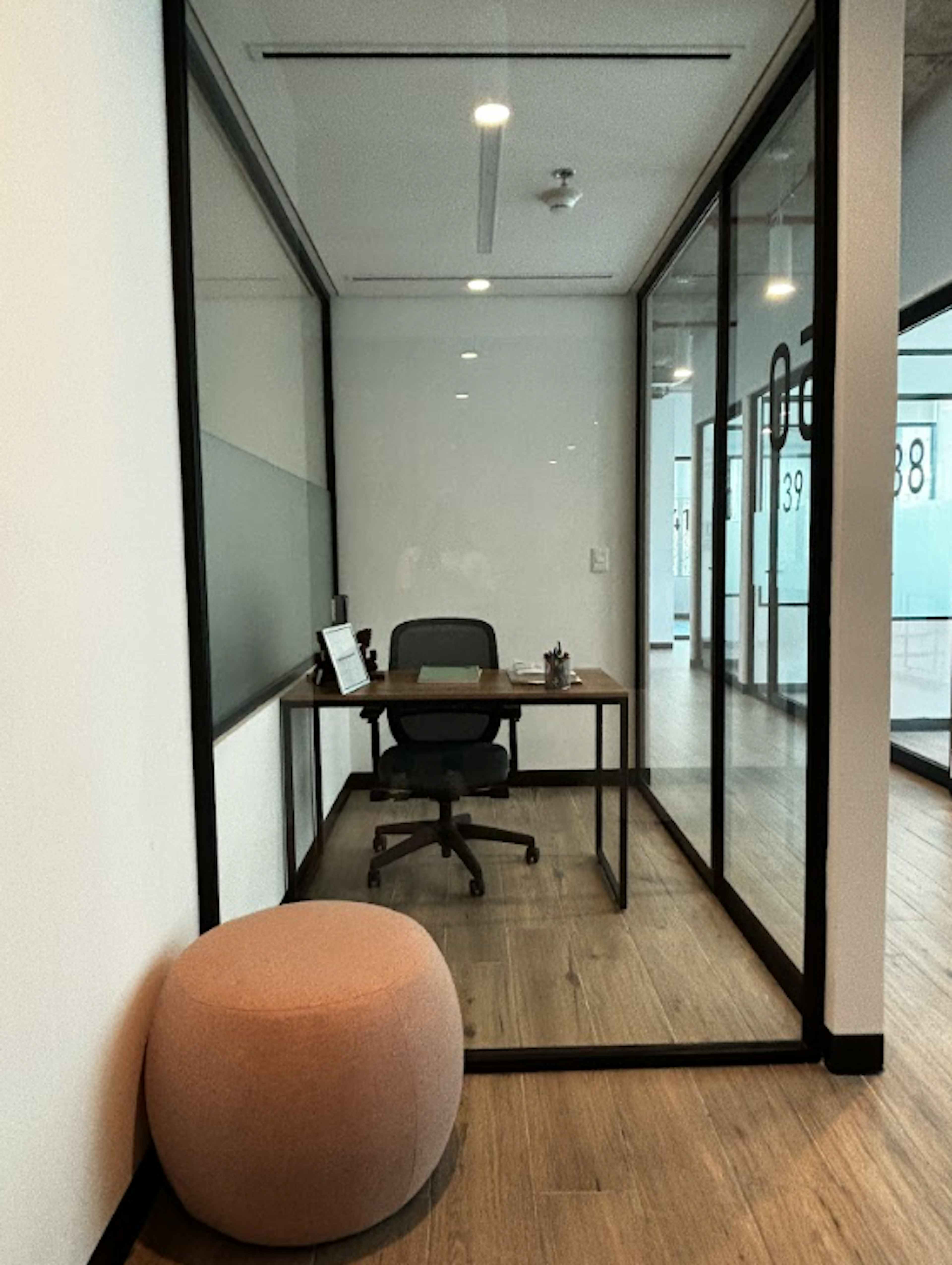 Oficina 24 - 3 Personas