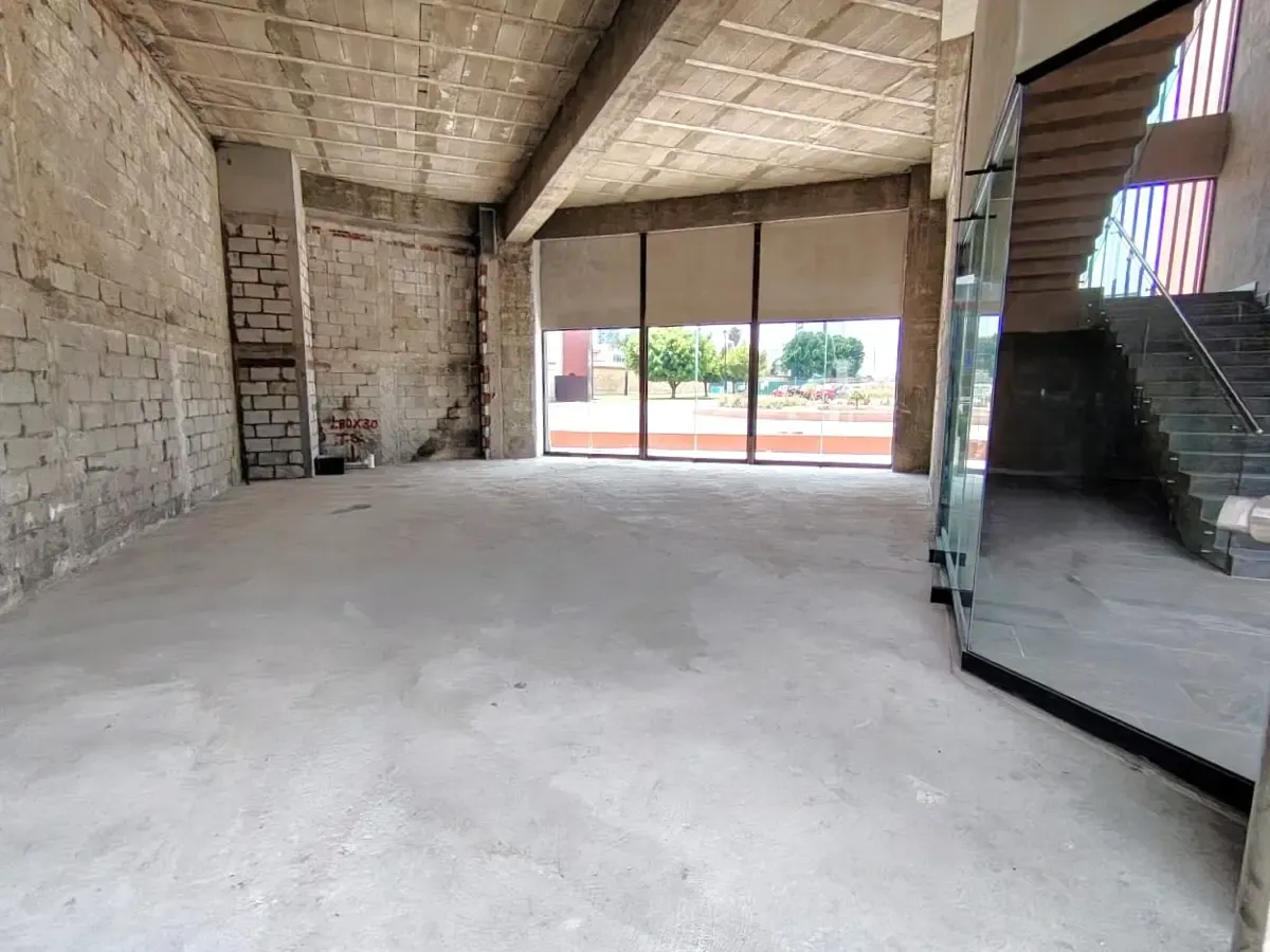 Local Comercial Spot2