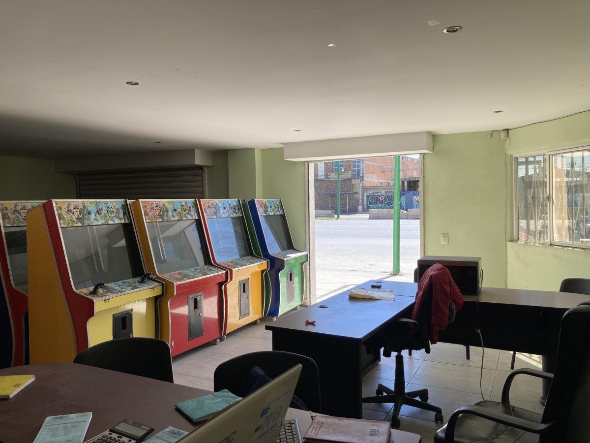 Local Comercial Spot2