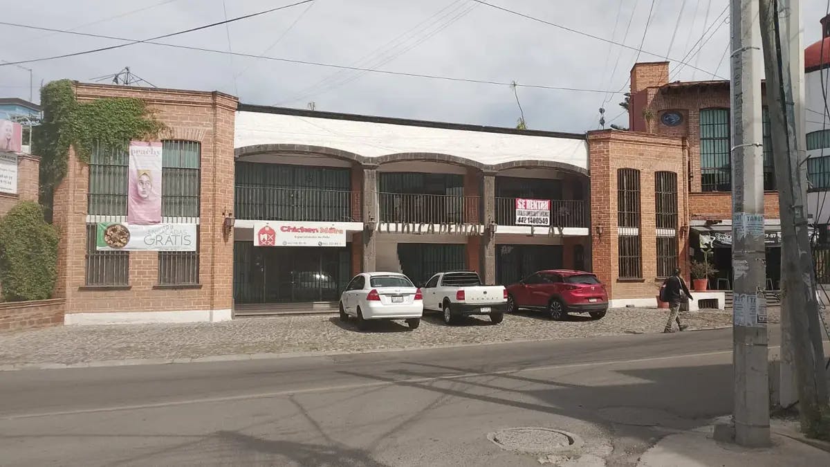 Local Comercial Spot2