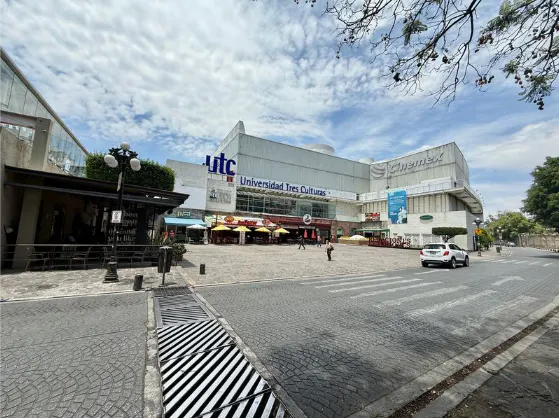 Local Comercial Spot2