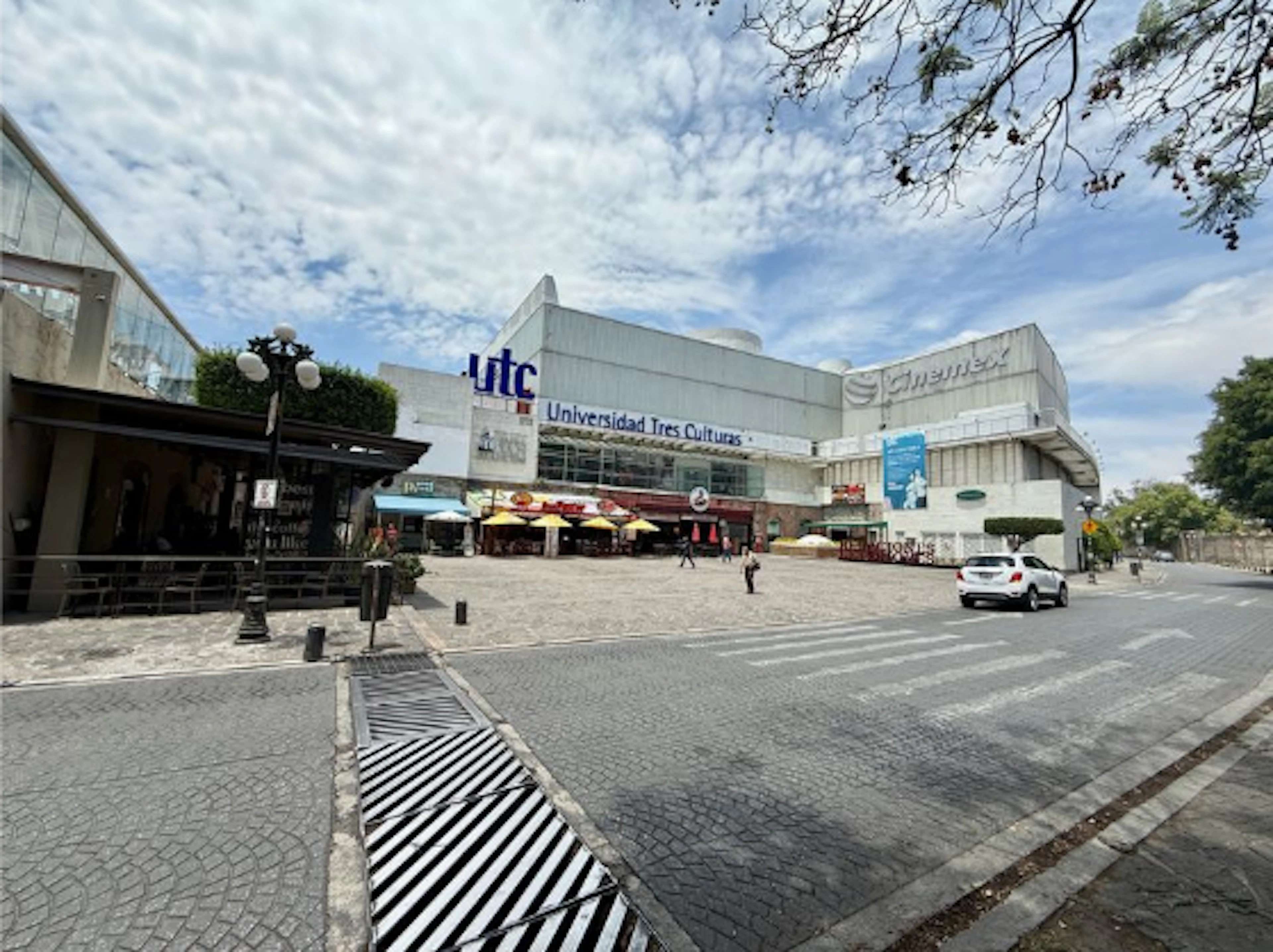 Local Comercial Spot2