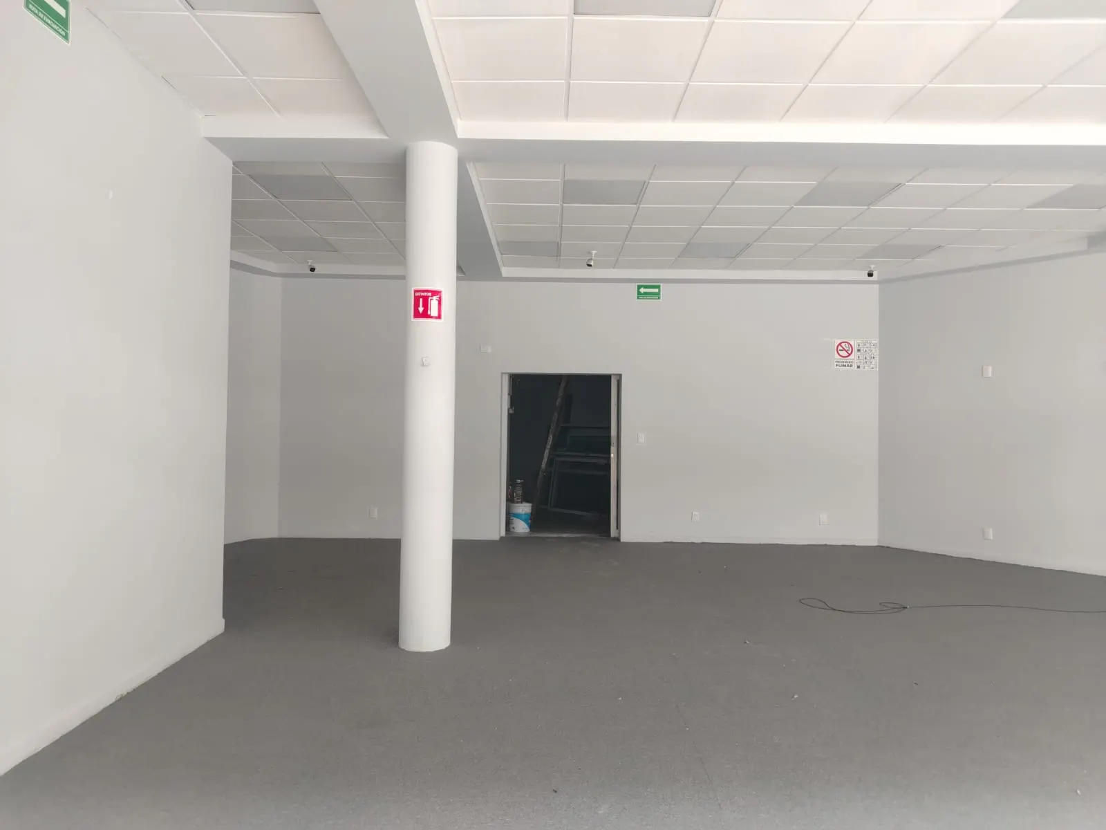 Local Comercial Spot2