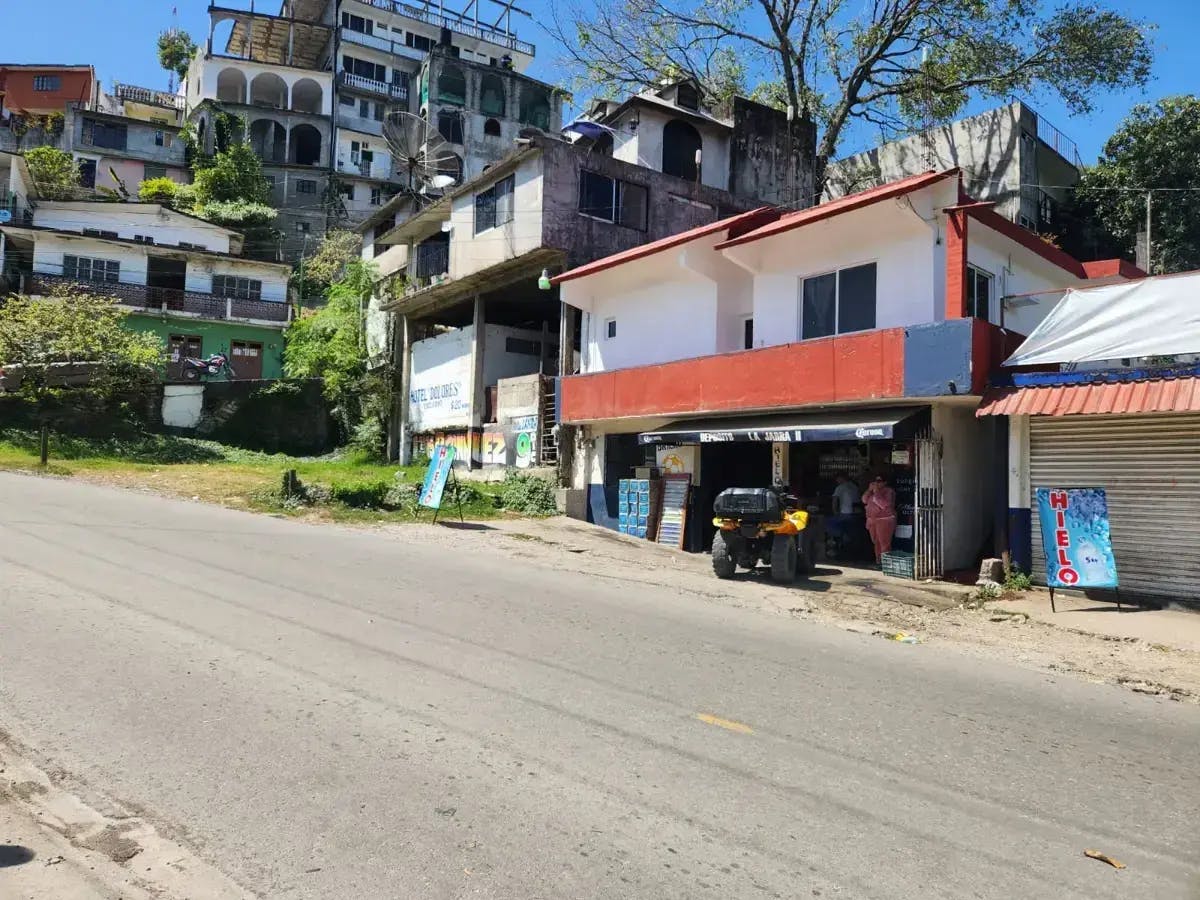 Local Comercial Spot2