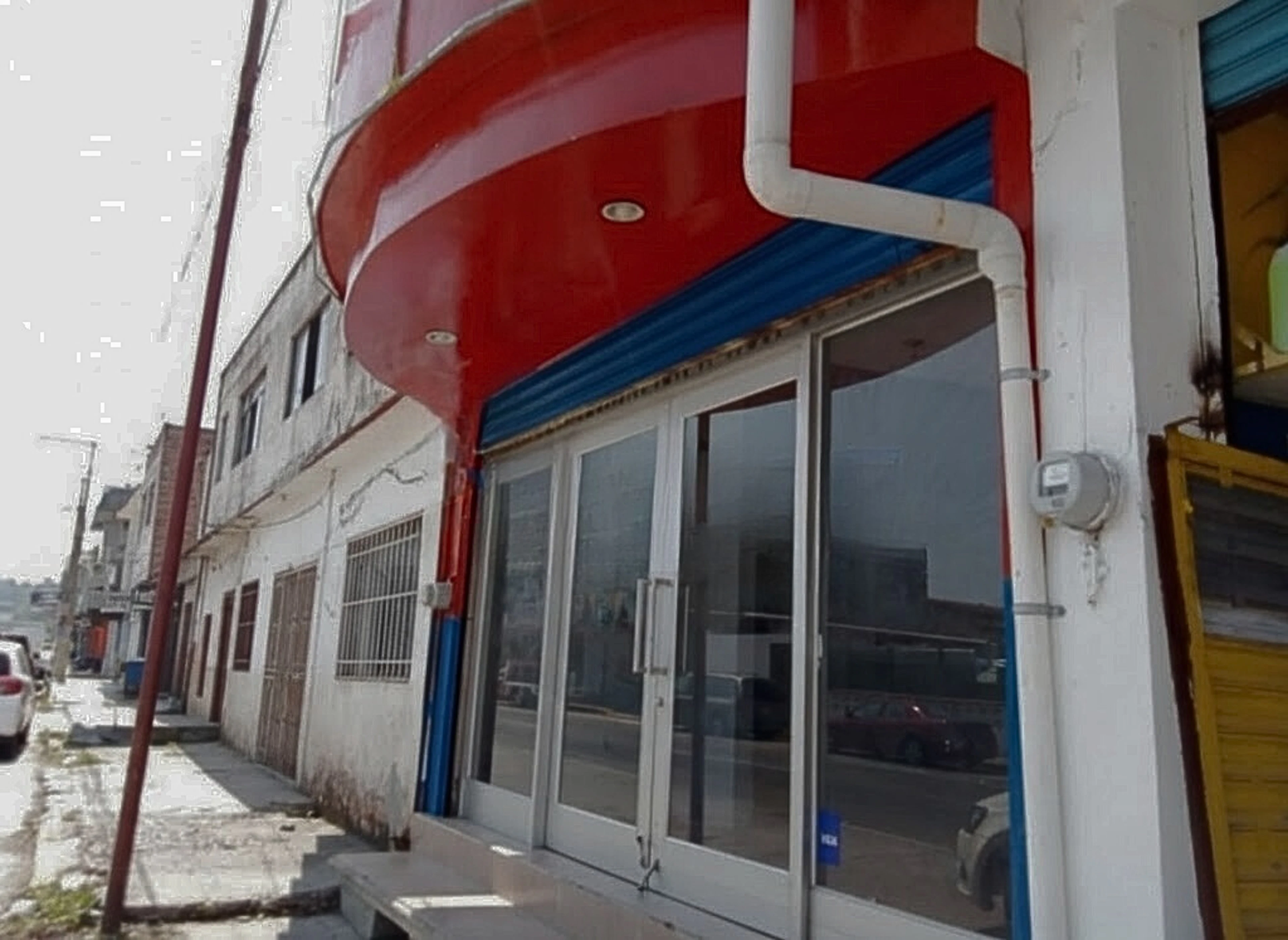 Local Comercial Spot2