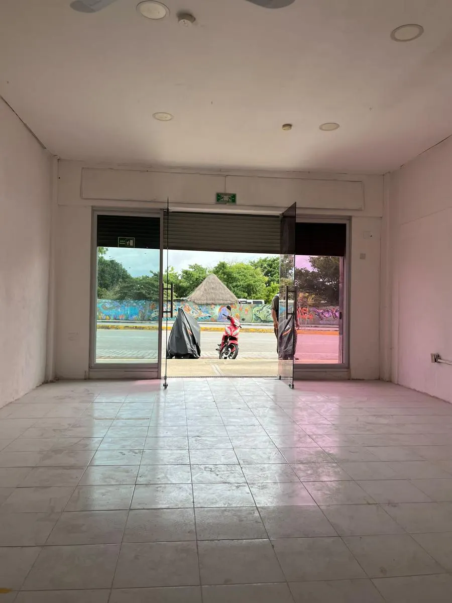 Local Comercial Spot2