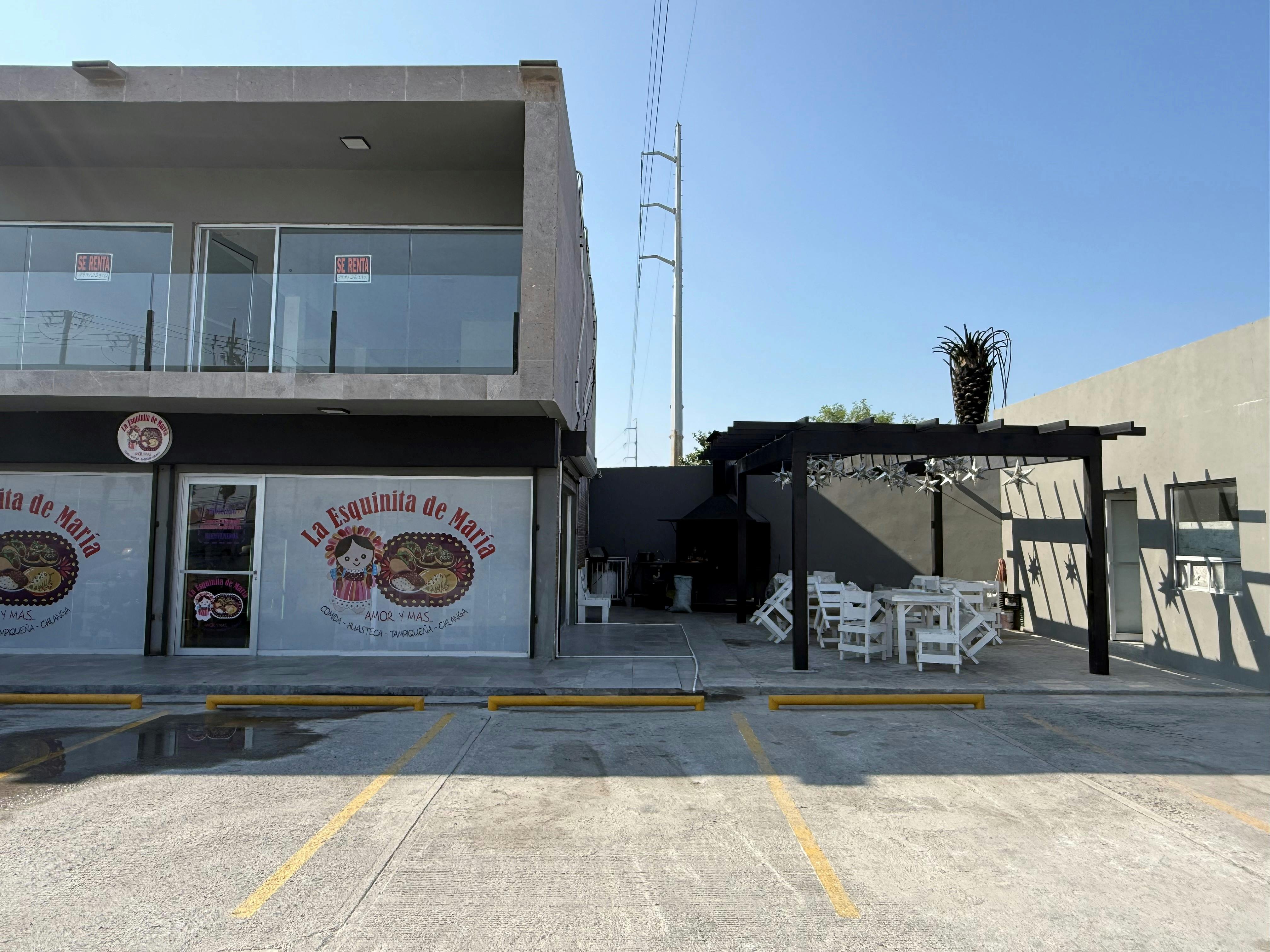 Local Comercial Spot2