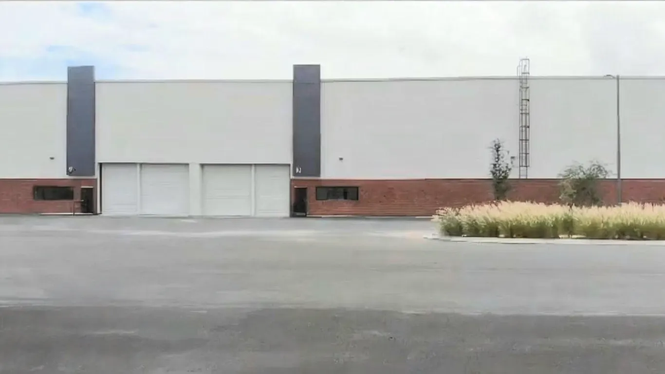 Industrial Spot2