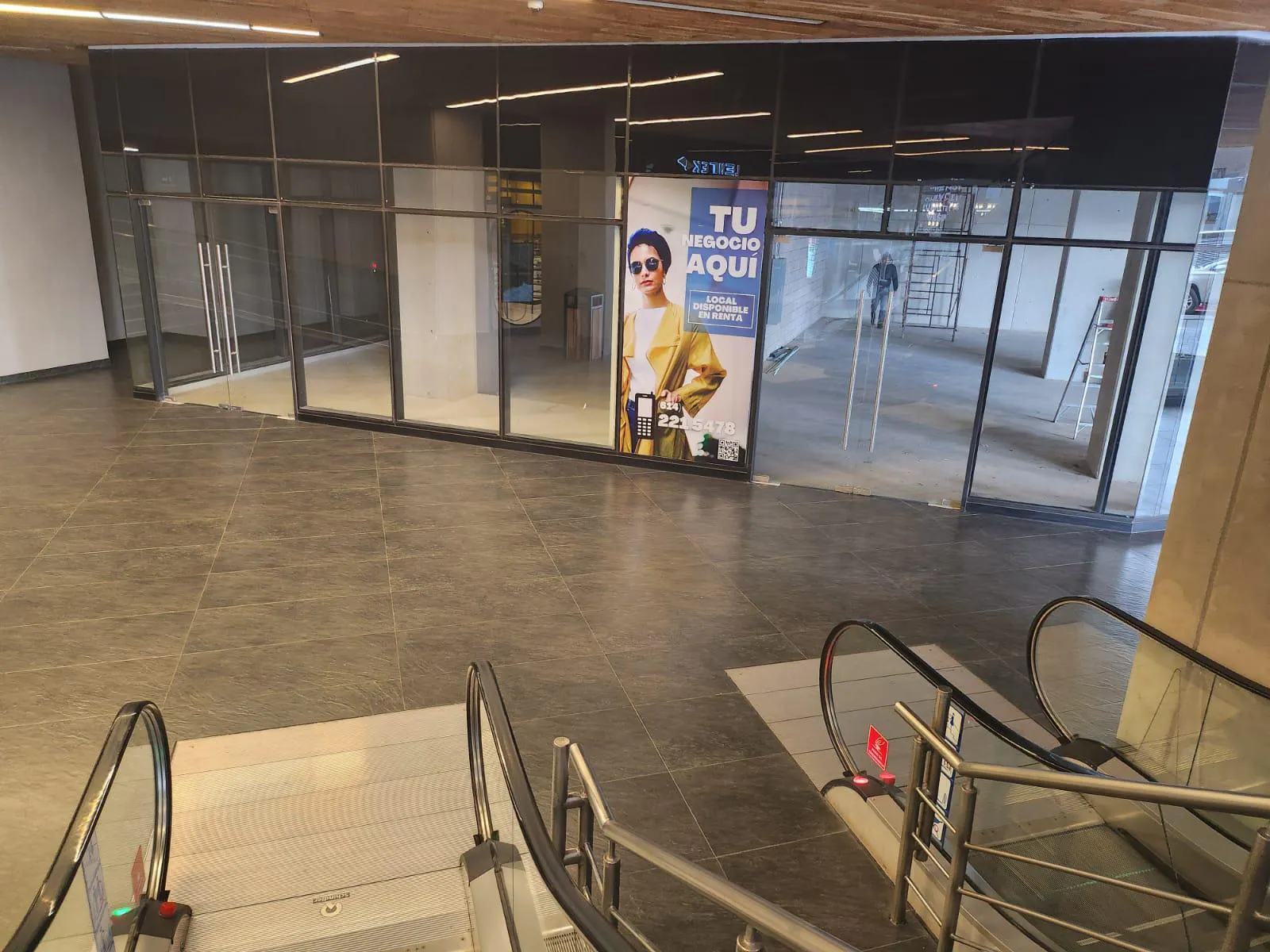 Local Comercial Spot2