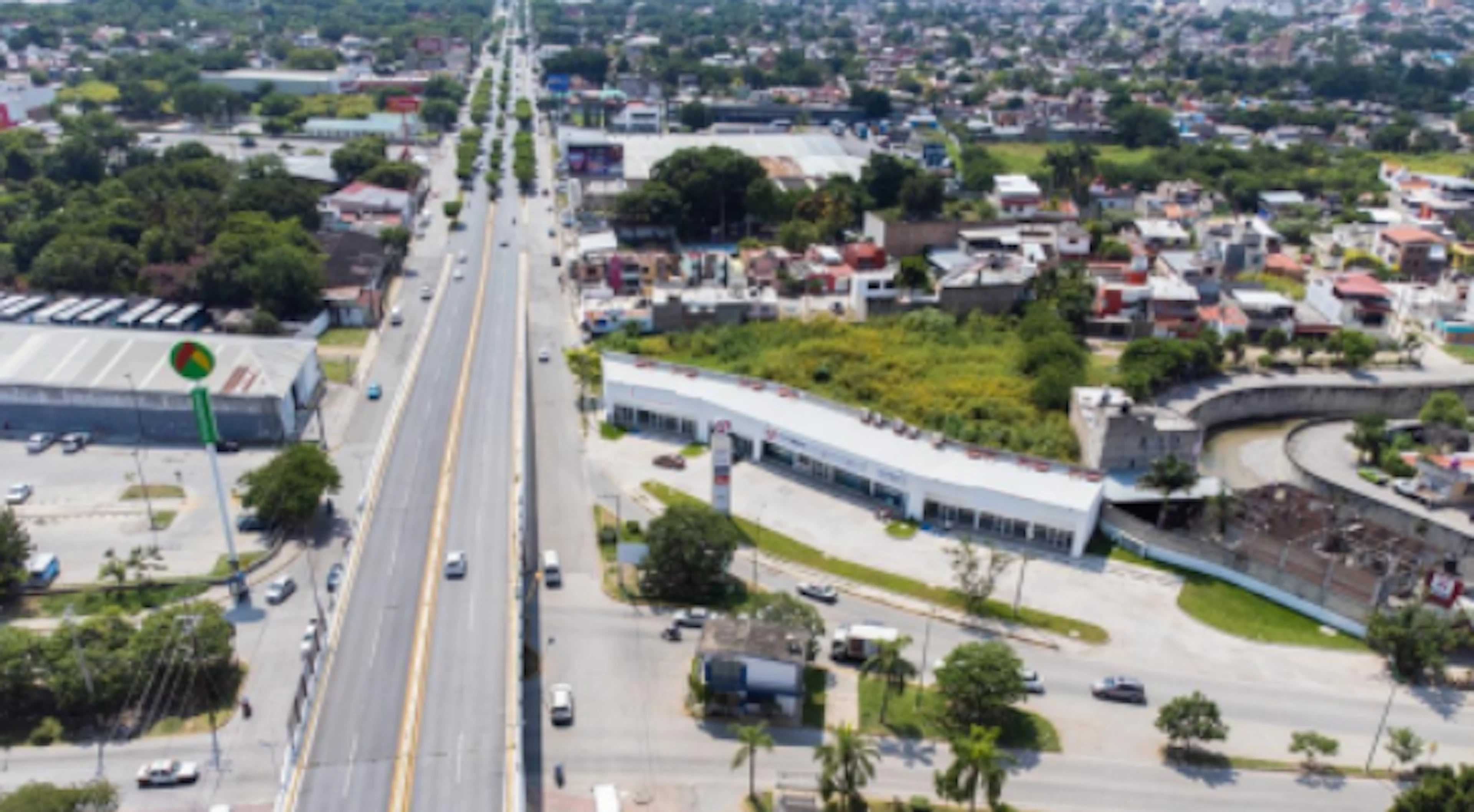 Local Comercial Spot2