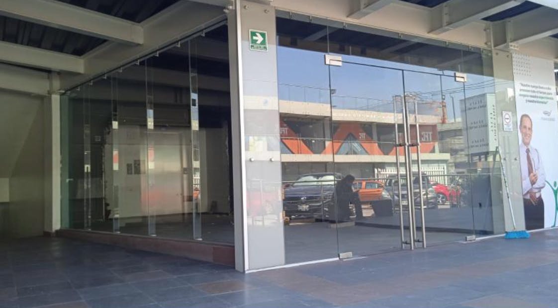 Local Comercial Spot2