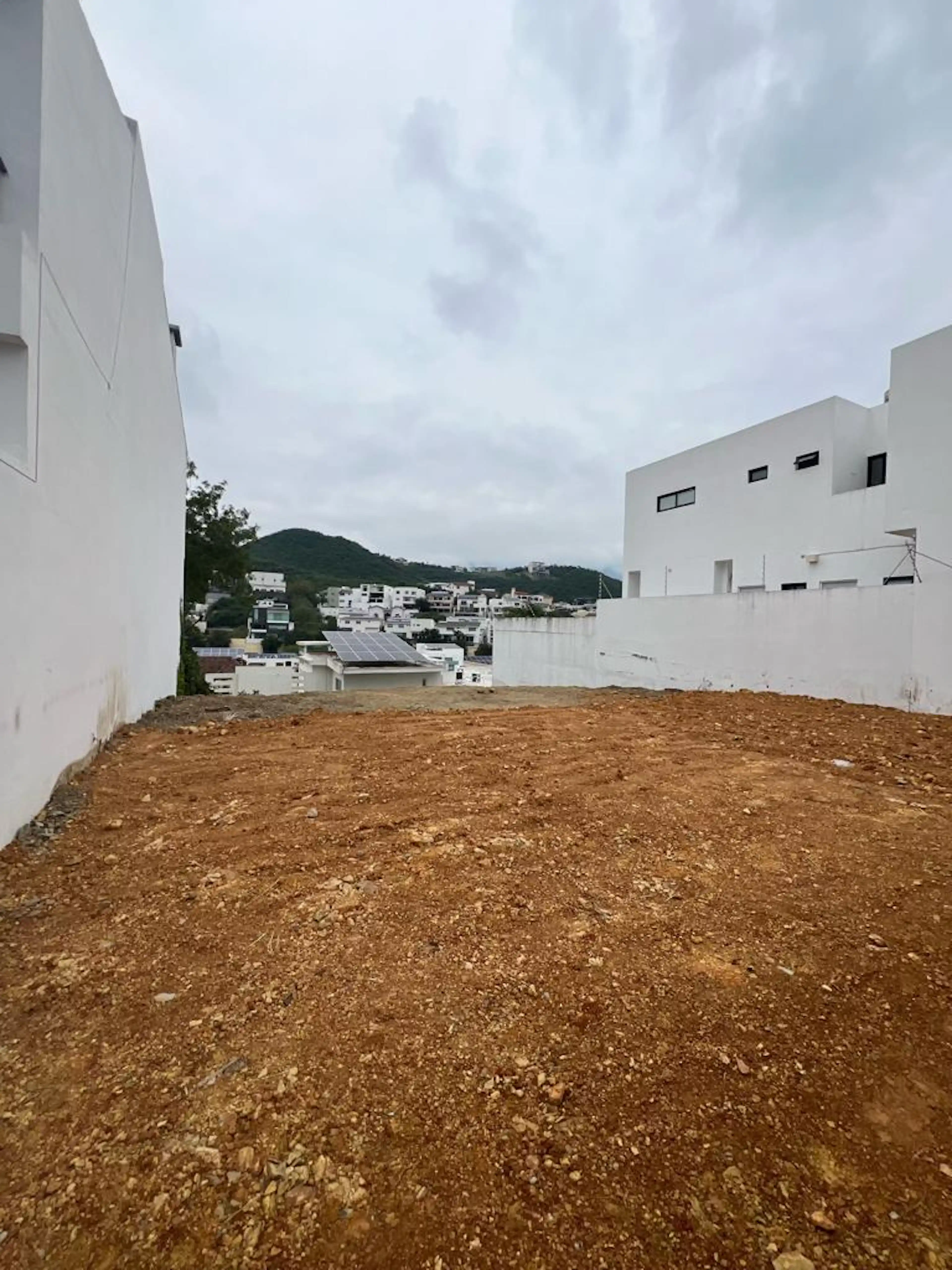 TERRENO EN VENTA EN CARRETERA NACIONAL