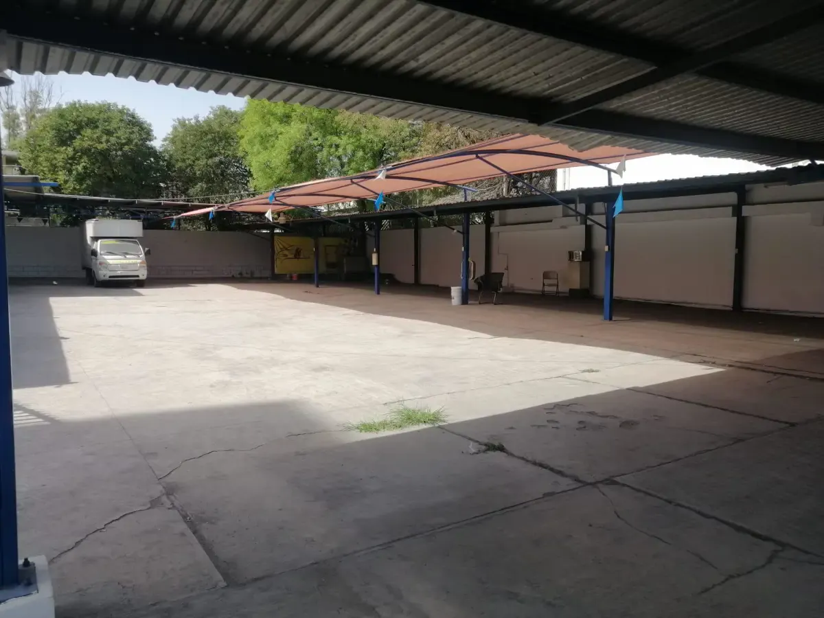 Local Comercial Spot2