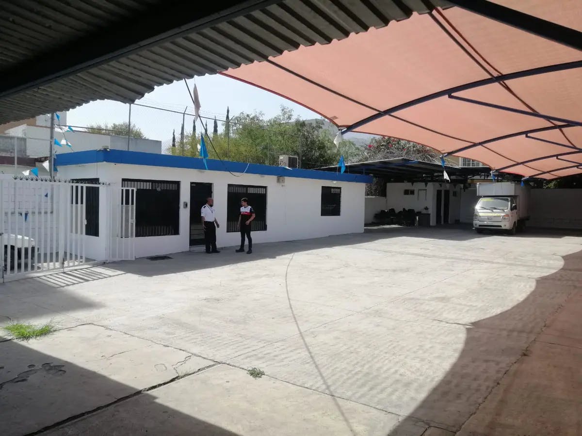 Local Comercial Spot2