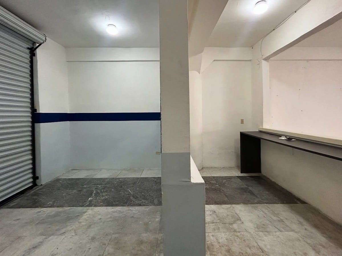 Local Comercial Spot2