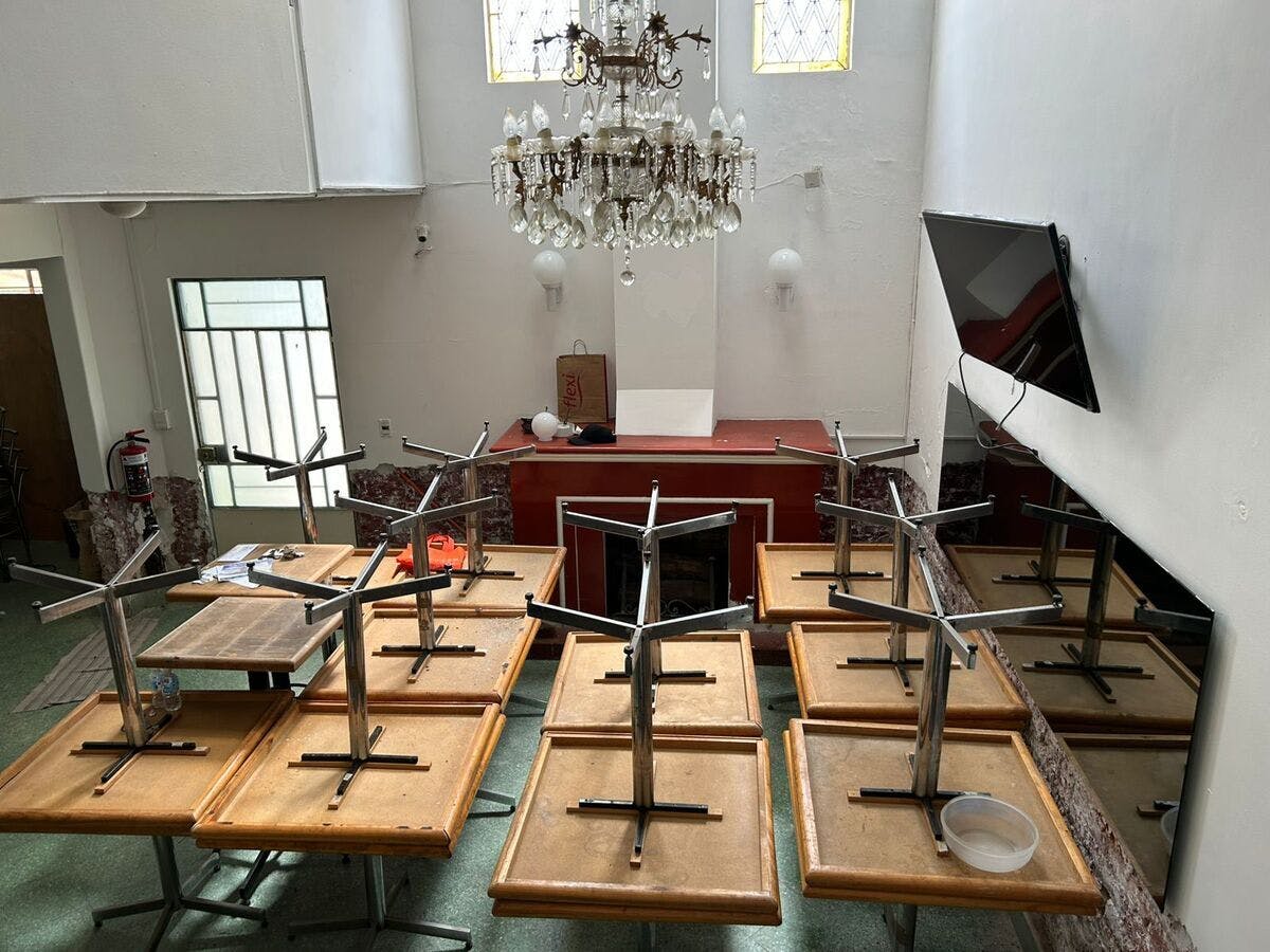 Local Comercial Spot2