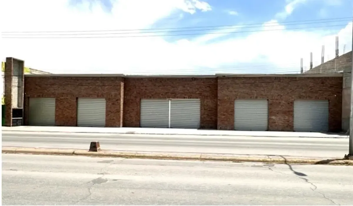 Local Comercial Spot2