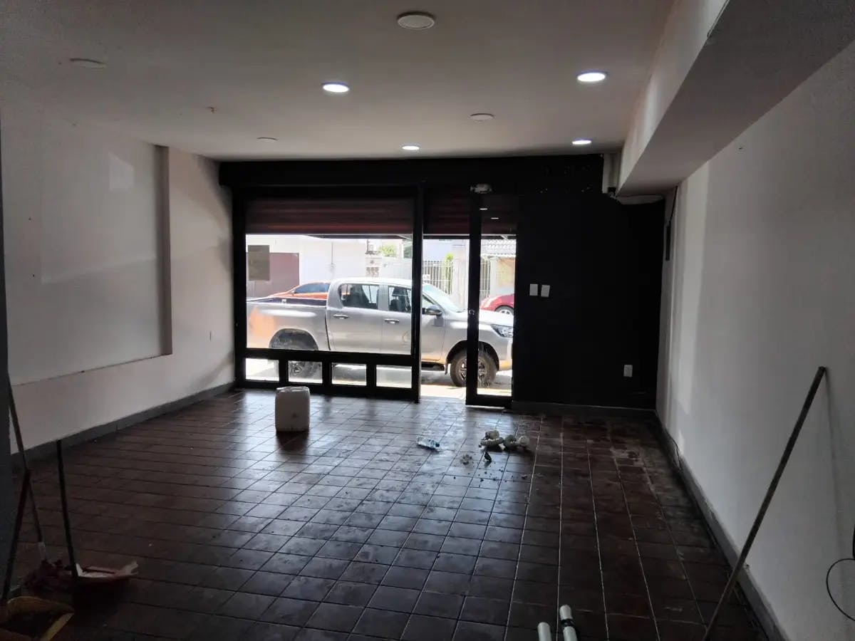 Local Comercial Spot2