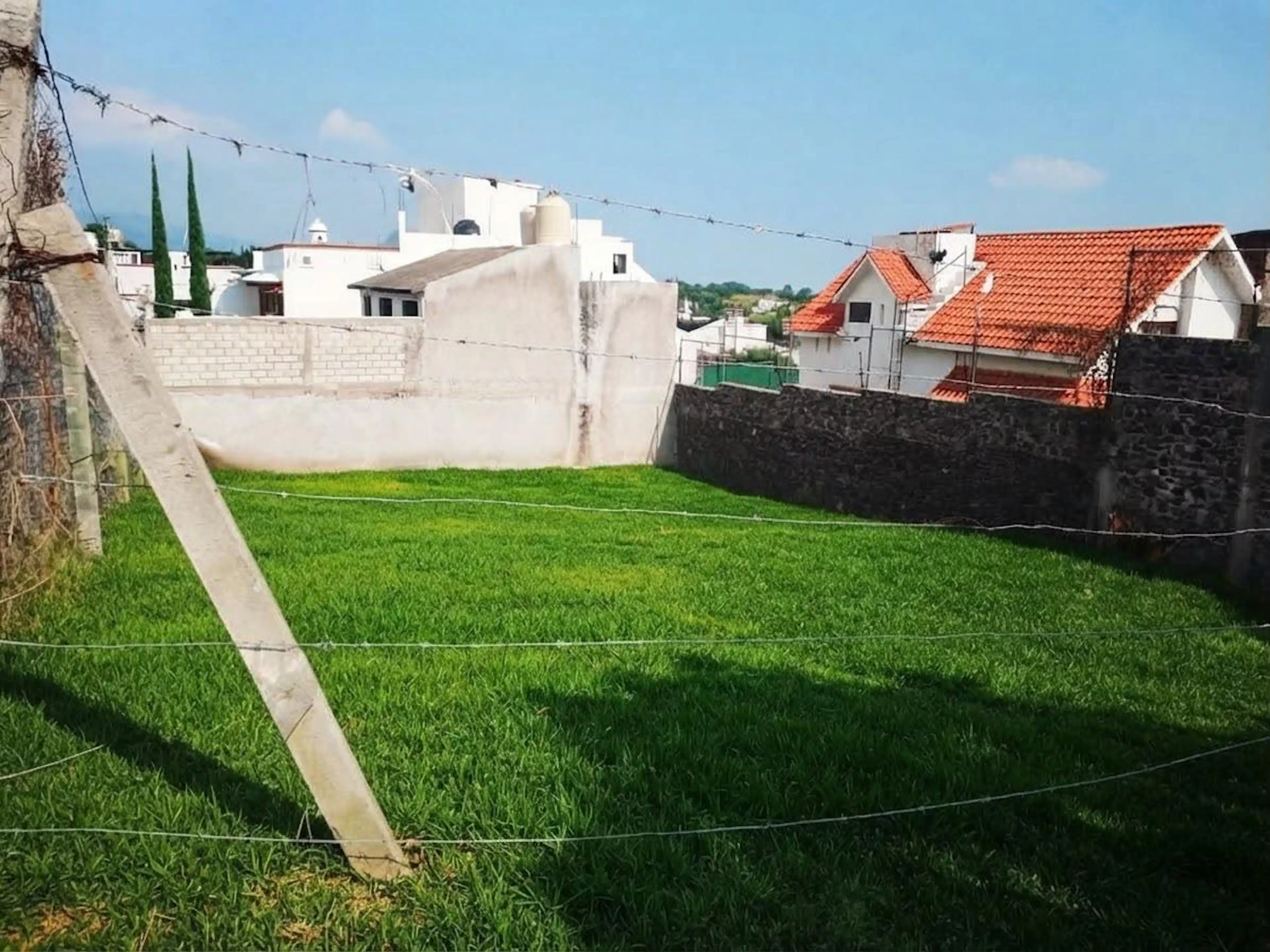 TERRENO EN VENTA, PLANO REGULAR, AL NORTE DE CUERNAVACA, EN EL POBLADO DE OCOTEPEC, MORELOS