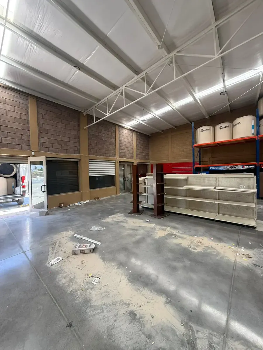 Local Comercial Spot2