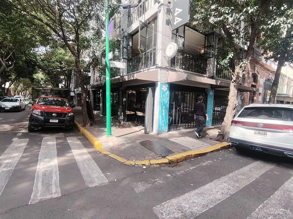 Local Comercial Spot2