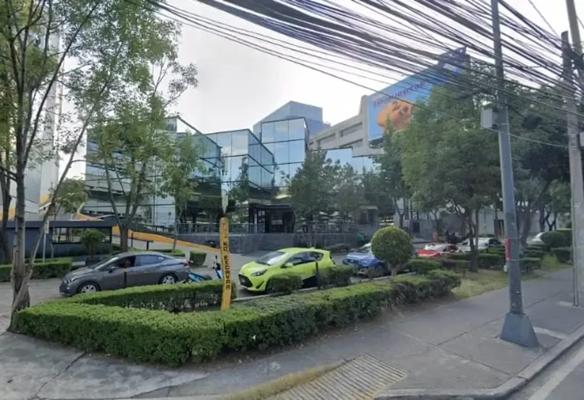 Local Comercial Spot2