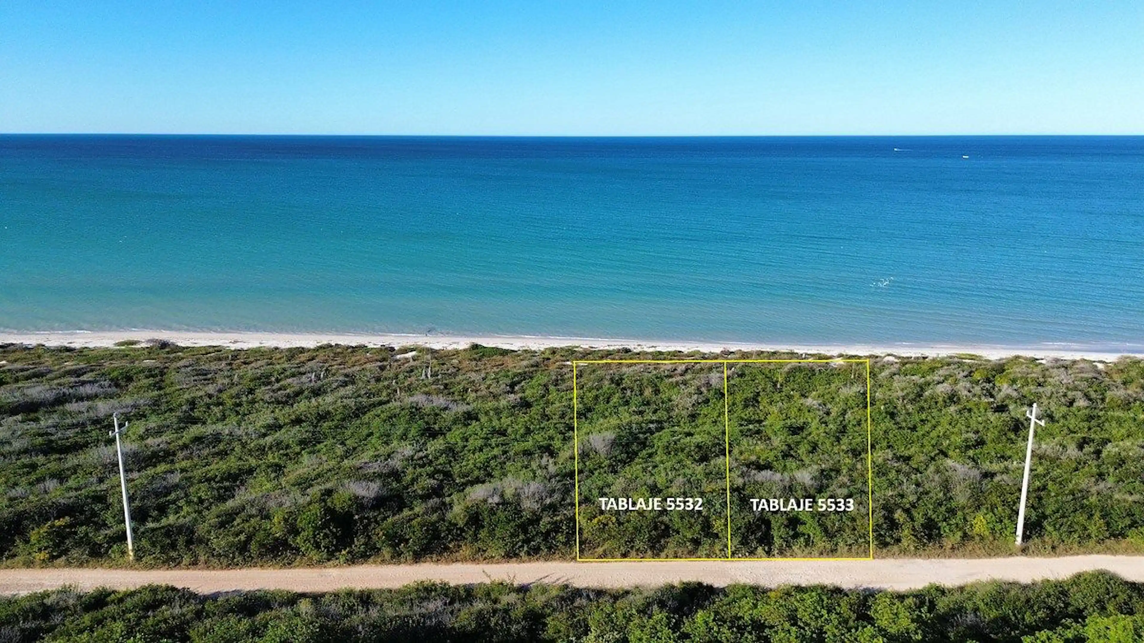 Terreno De 1180m2 Frente Al Mar De Sisal