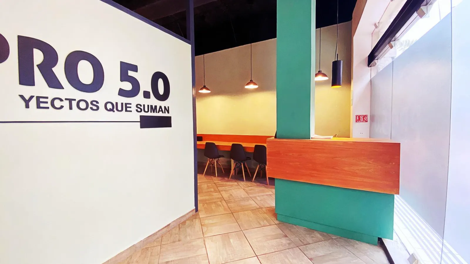 Local Comercial Spot2