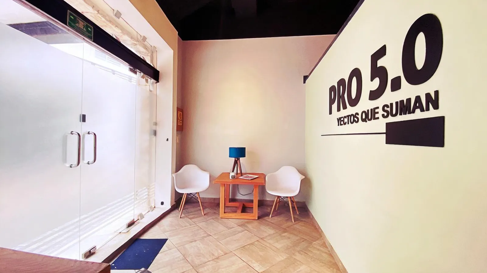 Local Comercial Spot2