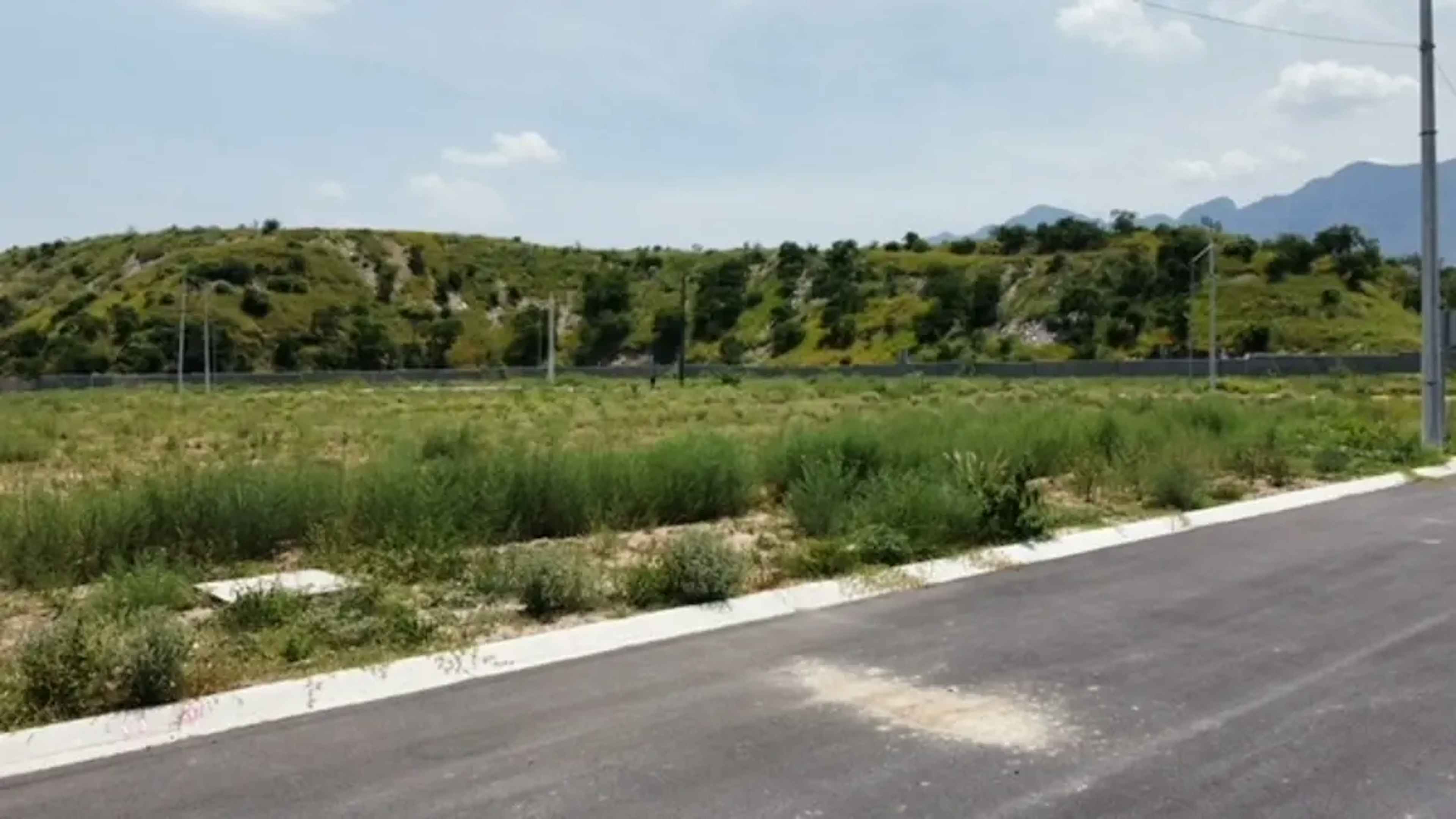 Terreno En Venta En Terra Park Santa Catarina Iv, Santa Catarina, Nuevo León