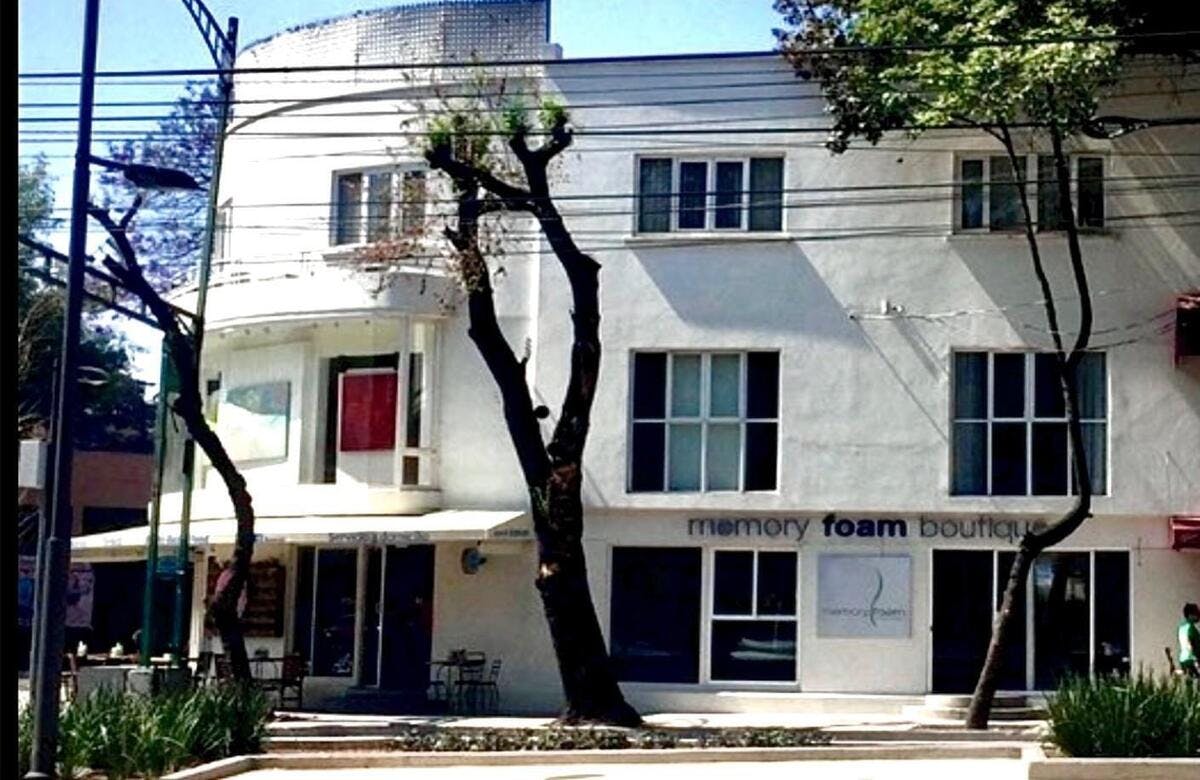 Local Comercial Spot2