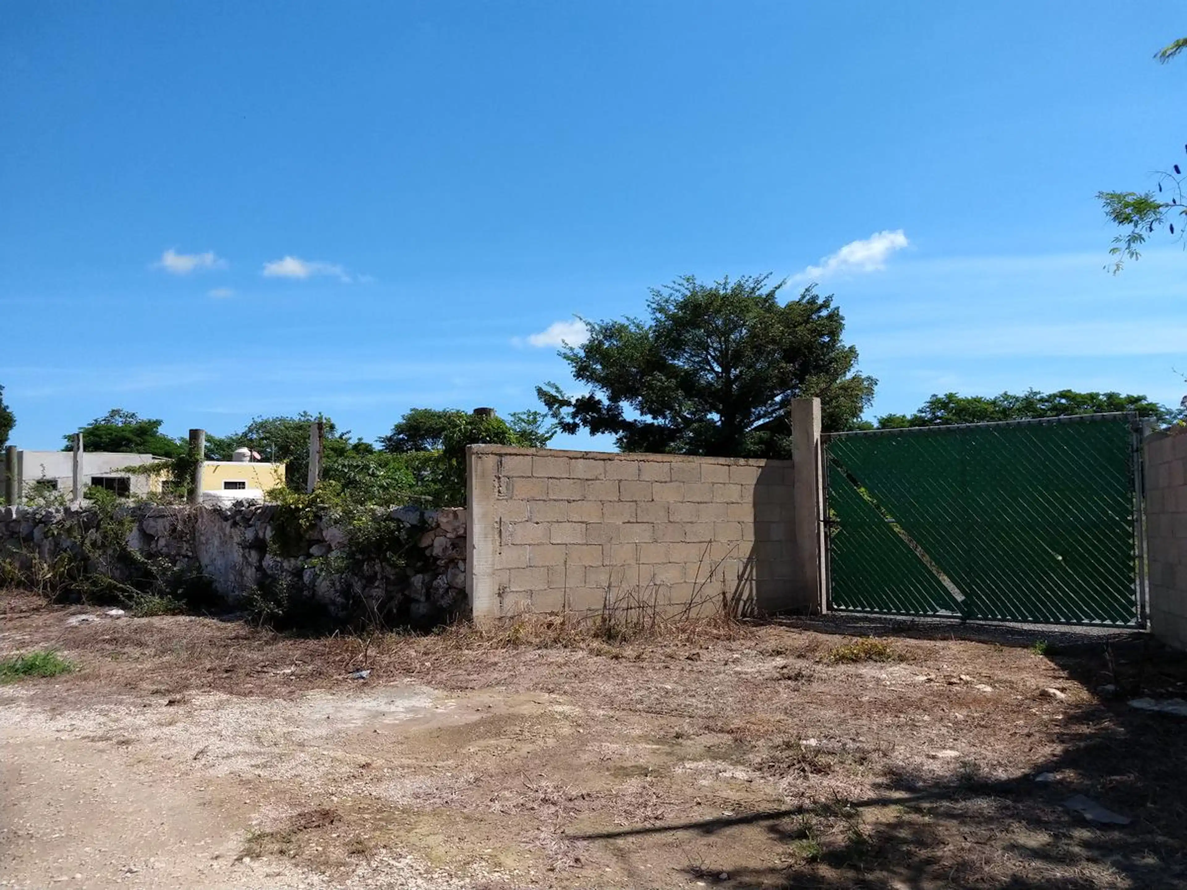 Terreno De 3500 M2 En La Orilla De Chicxulub Pueblo