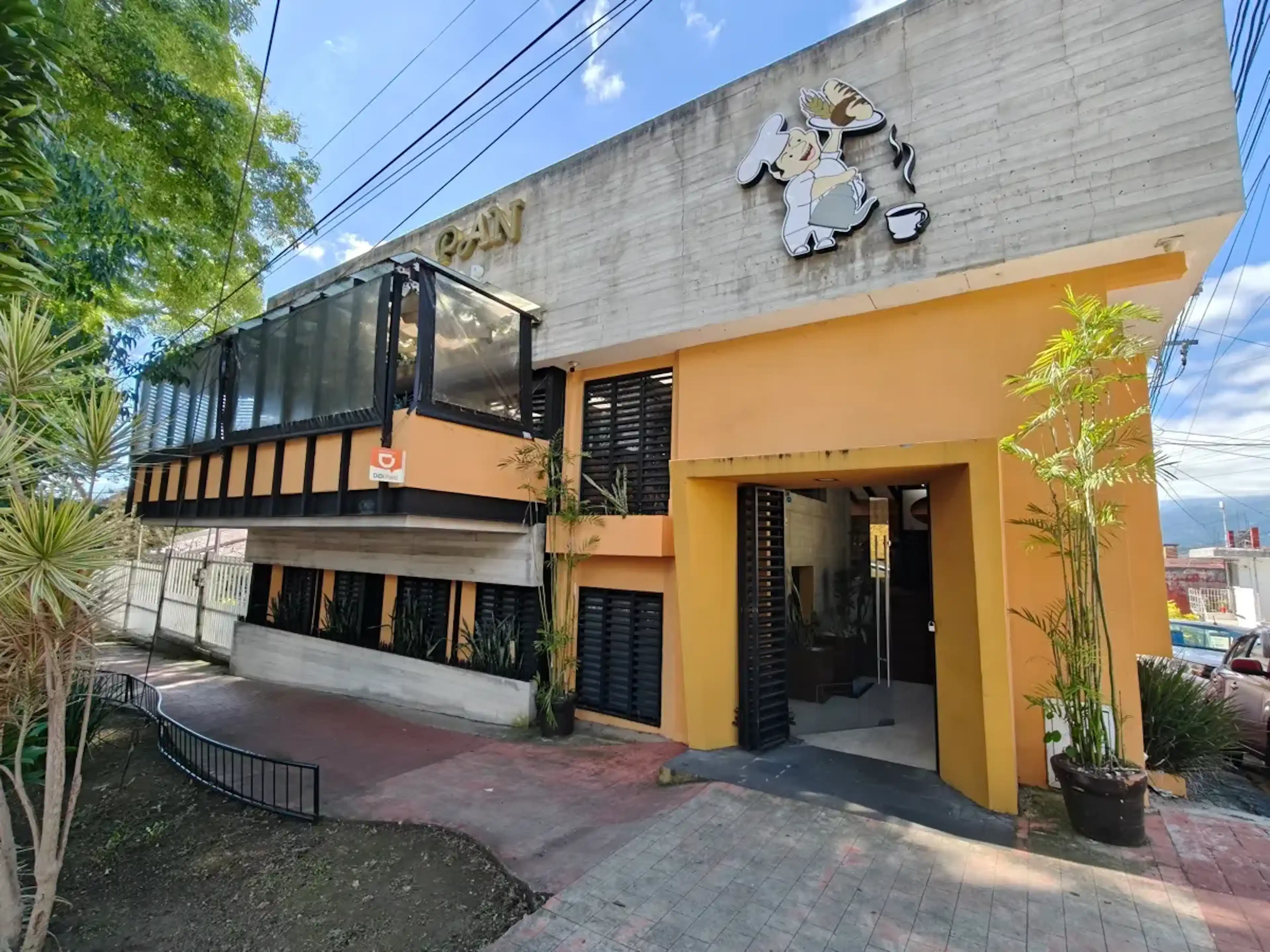 Avenida Manuel Ávila Camacho