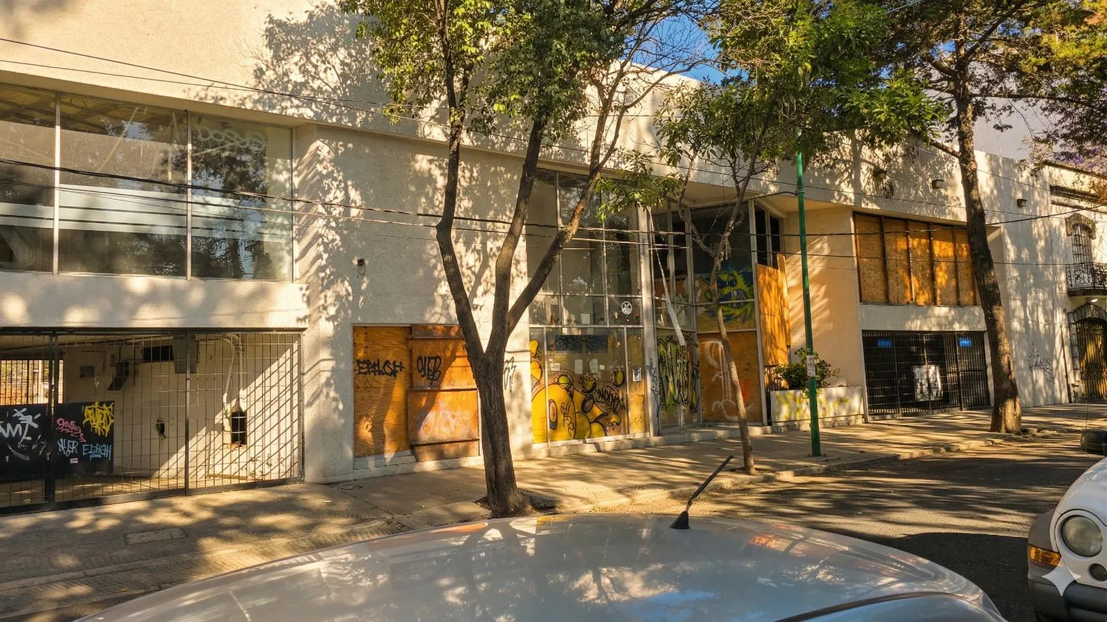 Local Comercial Spot2