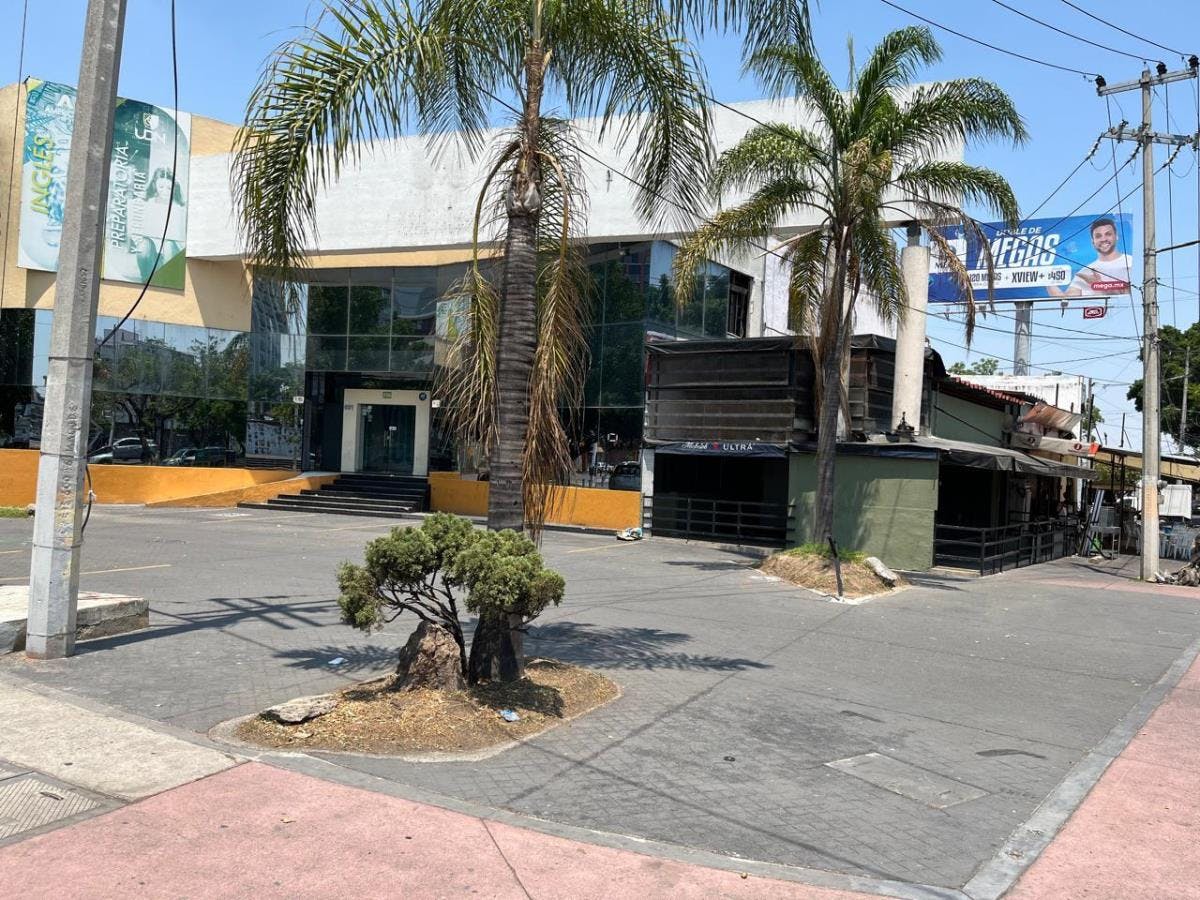 Local Comercial Spot2