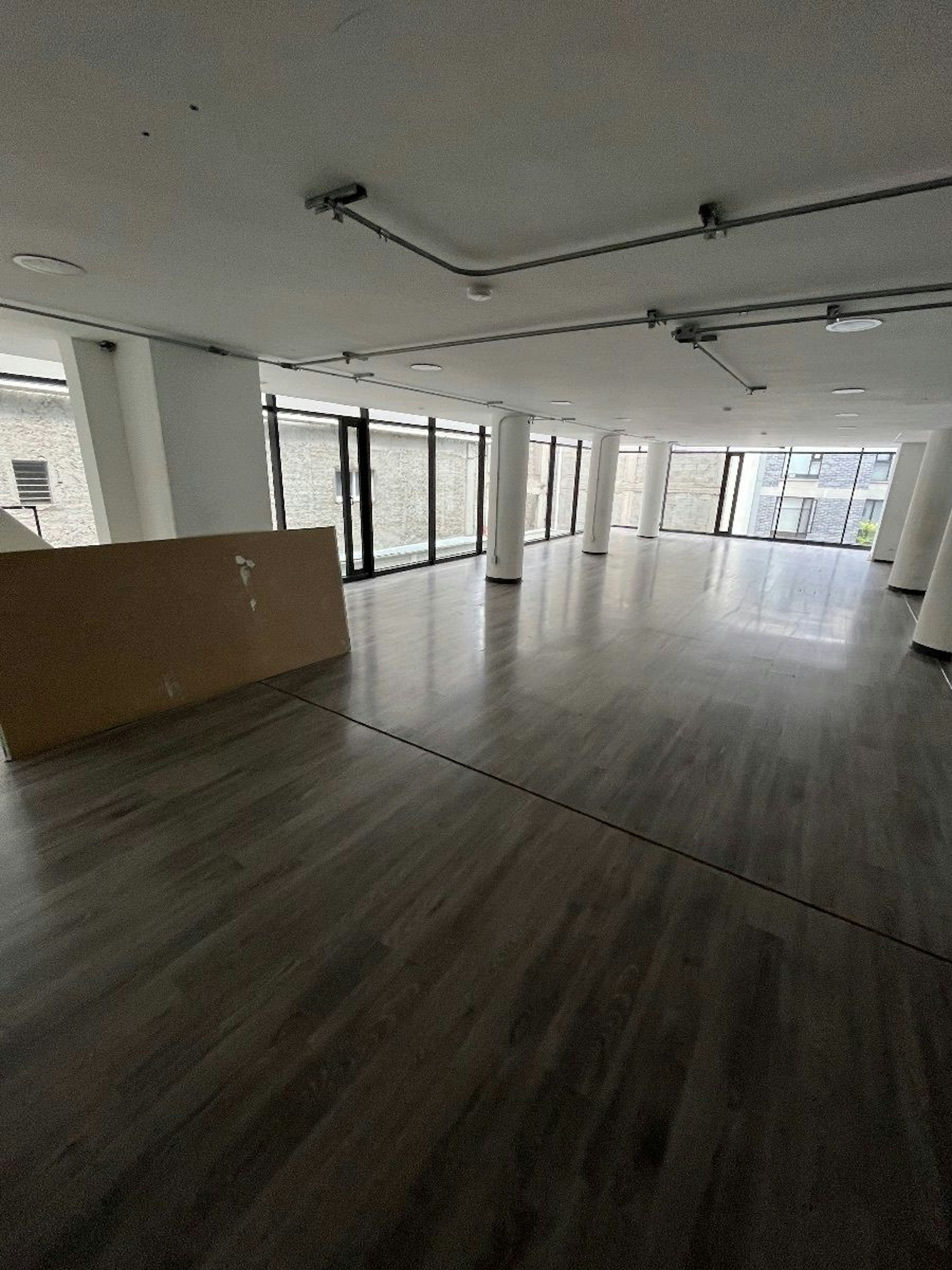 Spot image 0