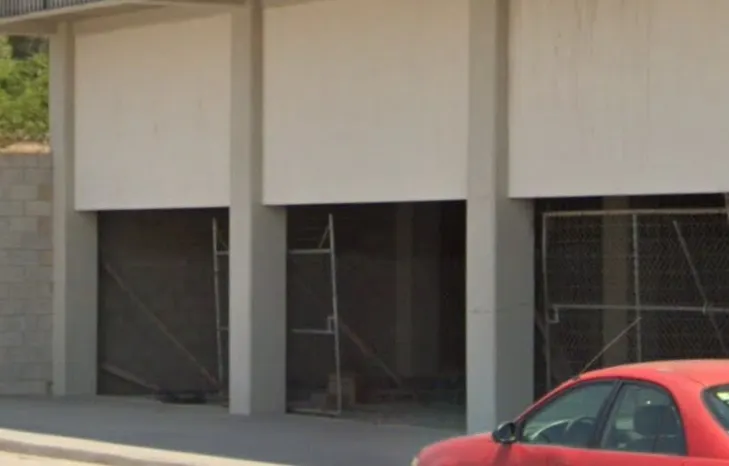Local Comercial Spot2