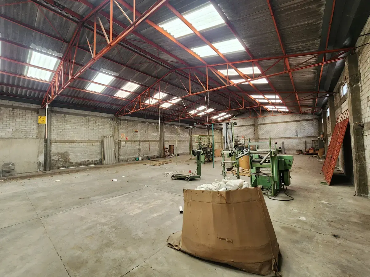 Industrial Spot2