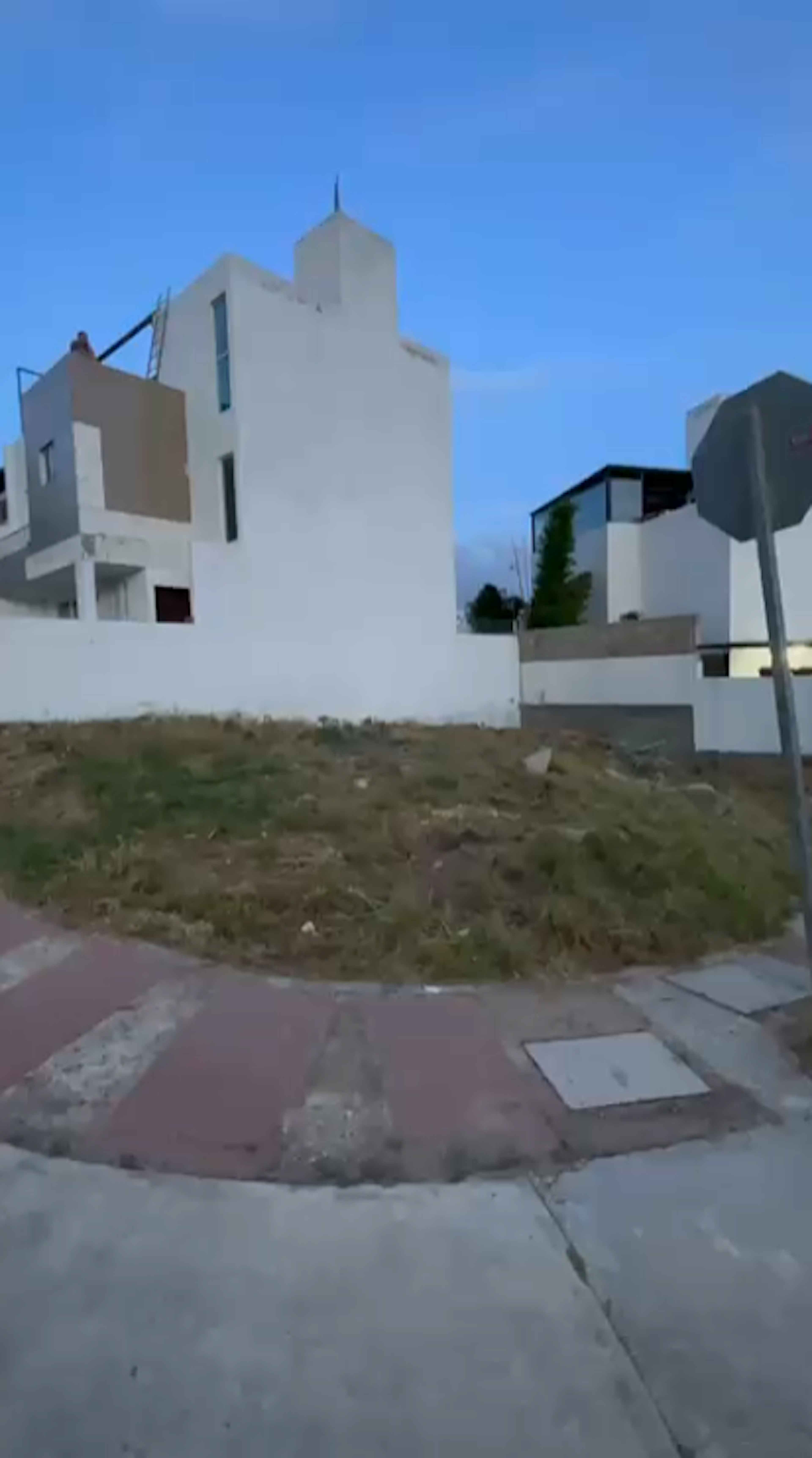 Oportunidad Terreno En Esquina El Refugio  $1,650,000